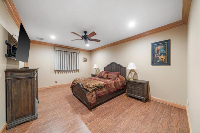 Listing Main Thumbnail #1