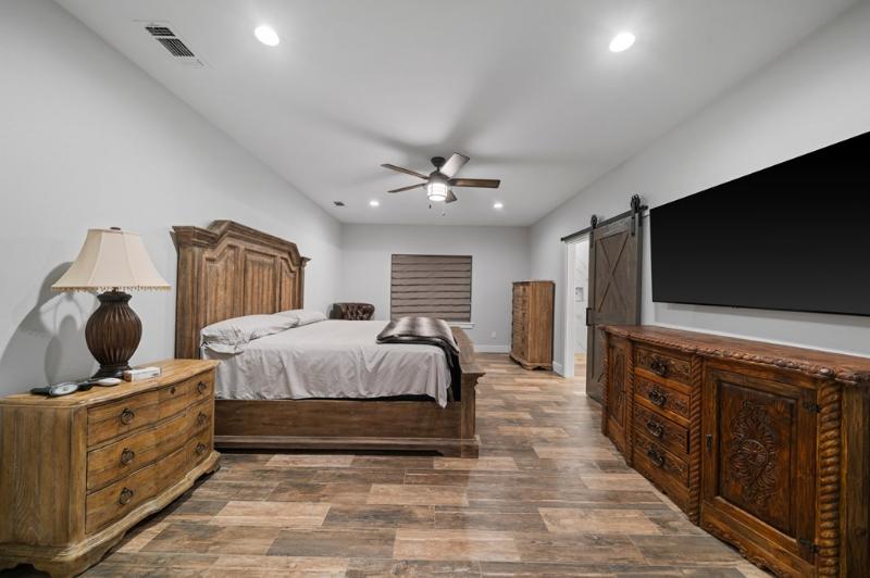 Listing Main Thumbnail #1