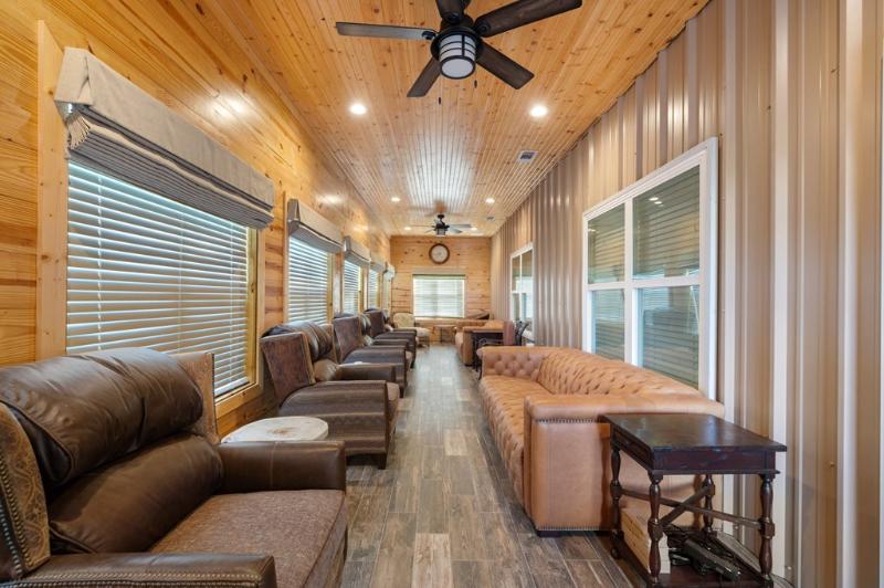 Listing Main Thumbnail #1