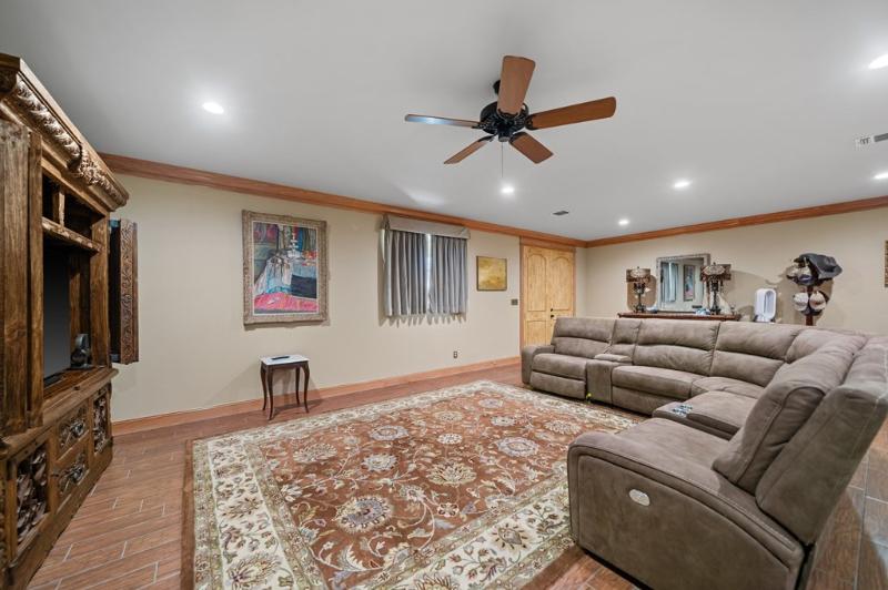 Listing Main Thumbnail #1