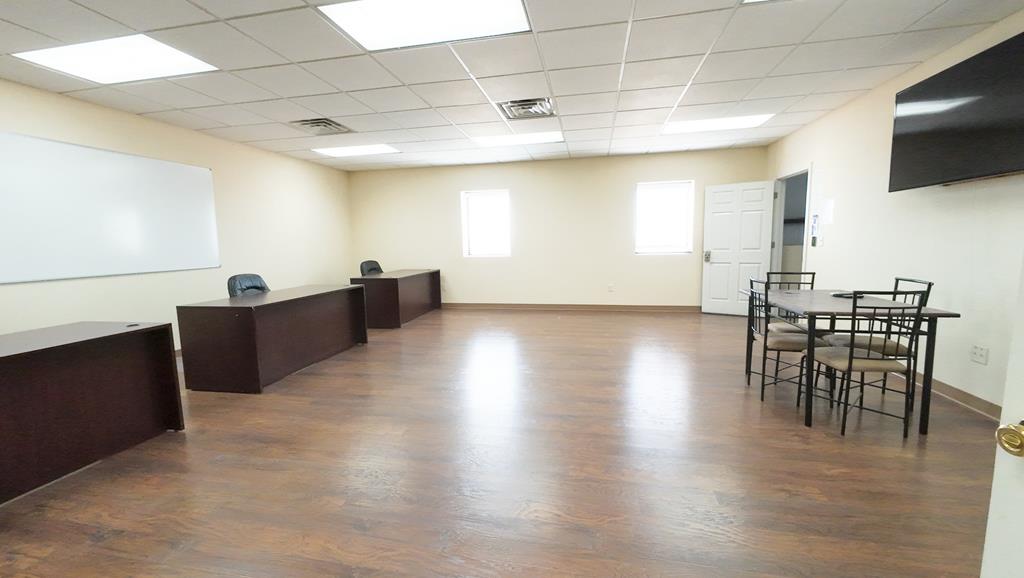 Listing Main Thumbnail #1