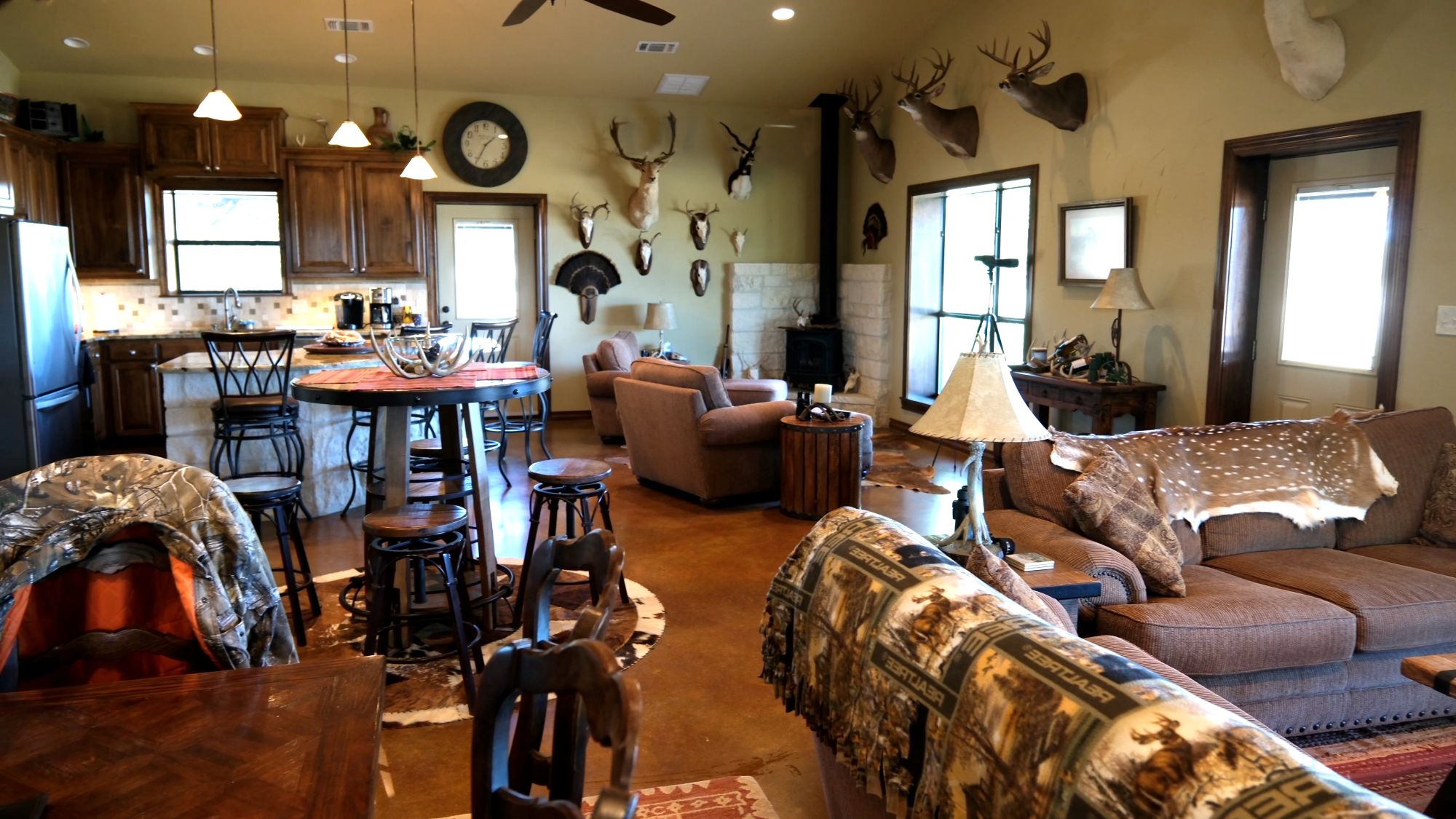 Listing Main Thumbnail #1