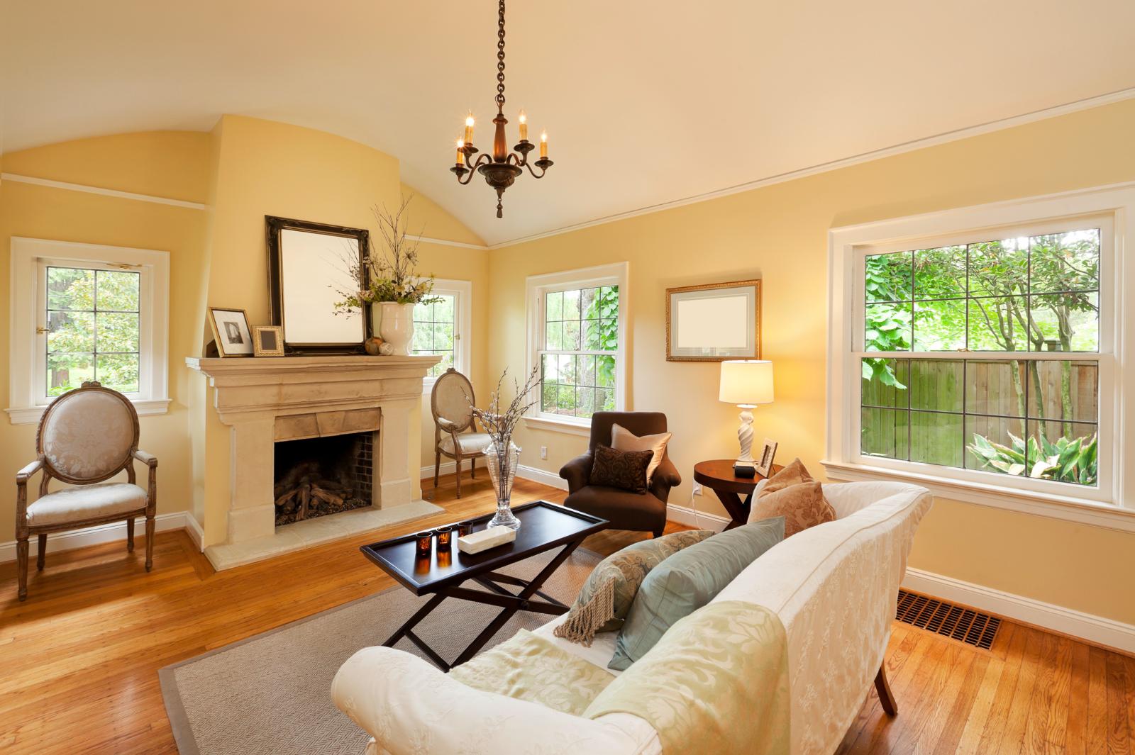 How can sellers emotionally detach from their home – and sell it like a product?