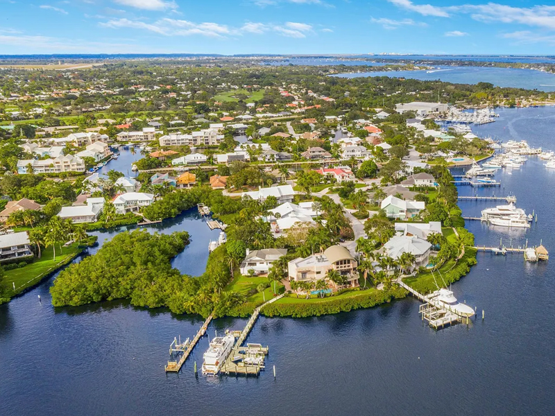 Luxury Waterfront Homes for Sale in Stuart, FL