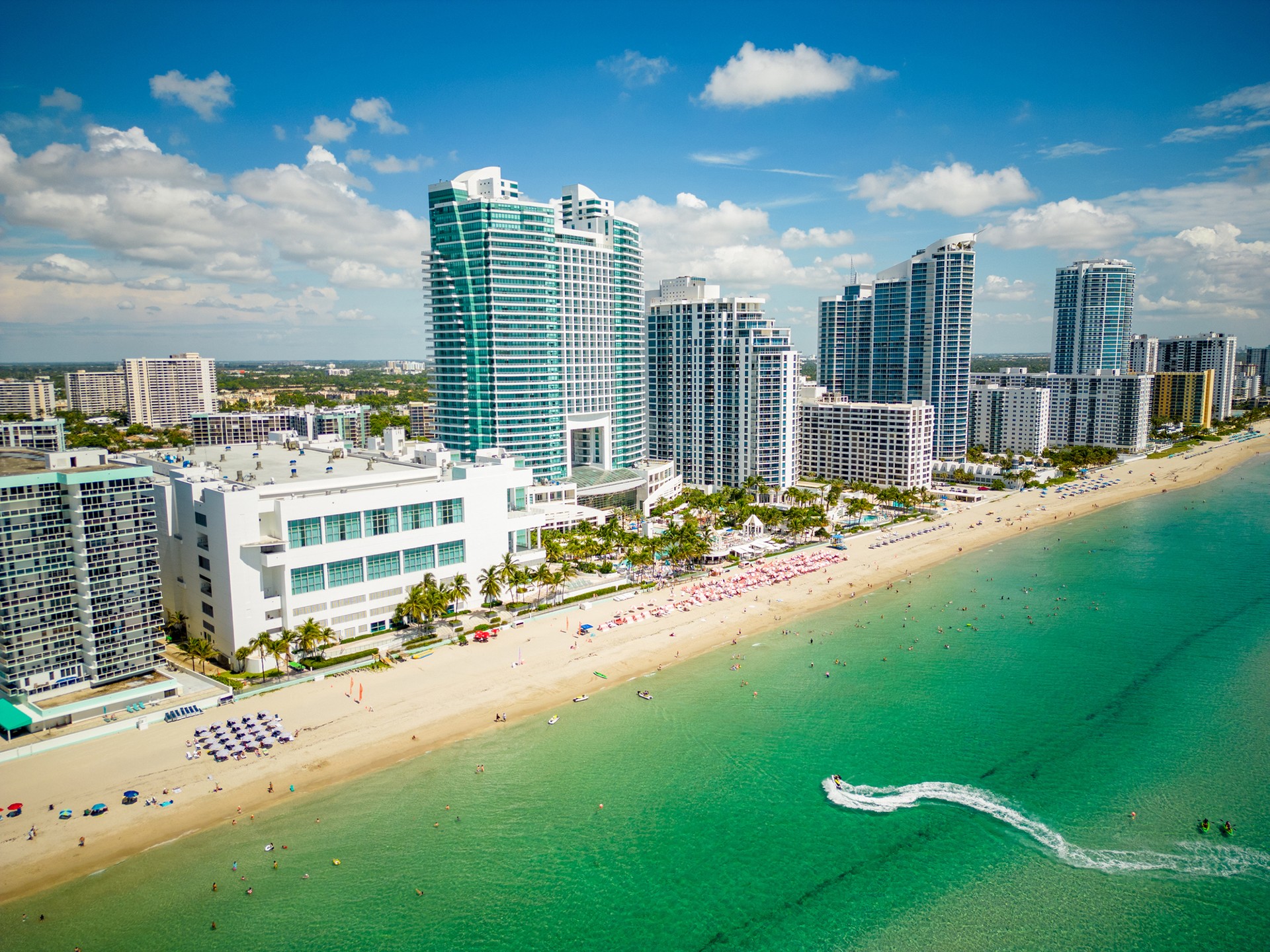 Hallandale Beach, Florida