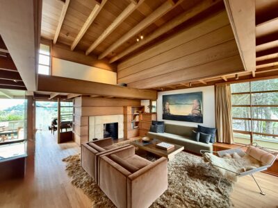 The interior living room of The How House by RM Schindler.