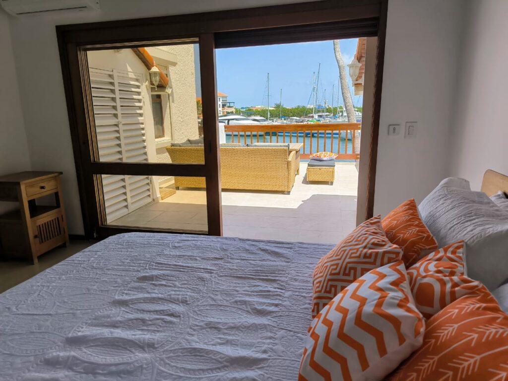 Waterfront Luxurious Condo + Boat Dock, Simpson Bay, Real Estate SXM