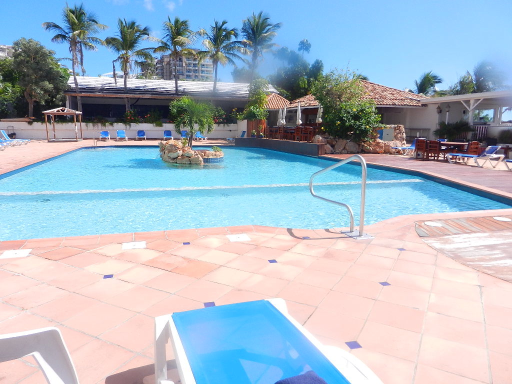 Sapphire Beach Club, 1 Bedroom Condo, Cupecoy Real Estate St. Maarten SXM