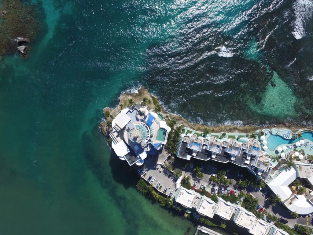 Lighthouse Oyster Bay Beach Resort  SXM – Luxury Condos by SMI Realtors