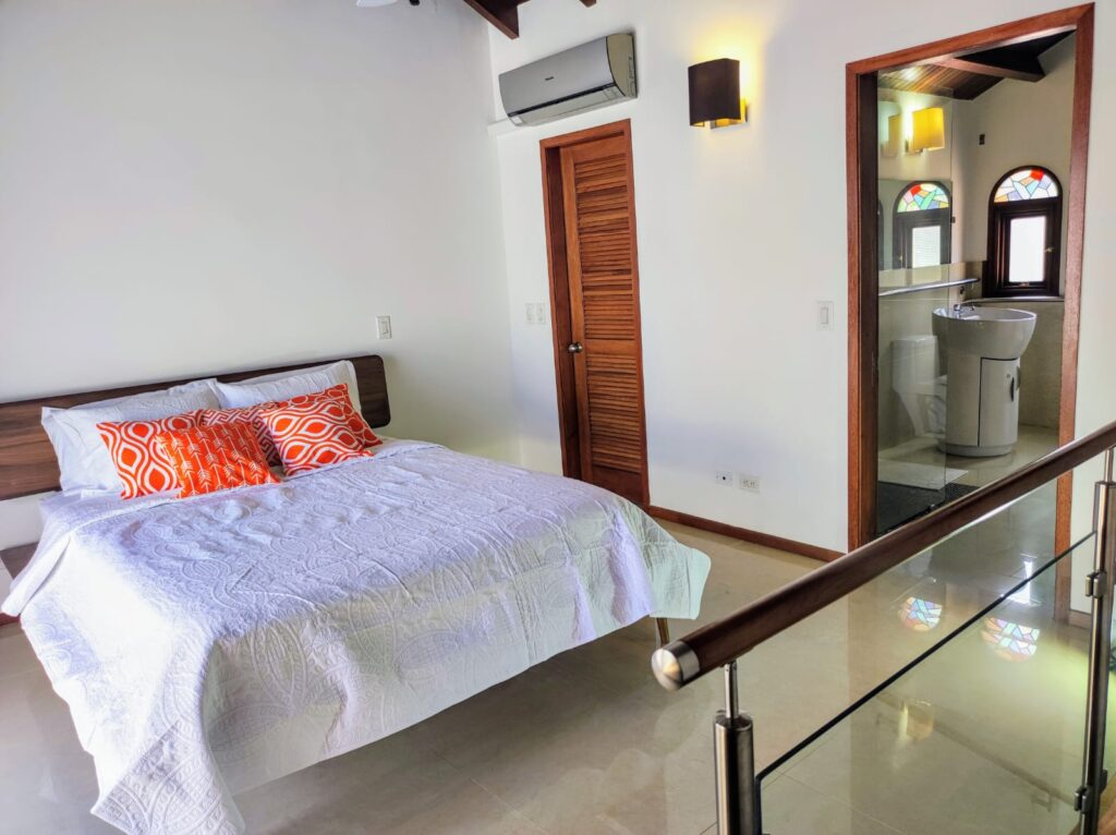 Waterfront Luxurious Condo + Boat Dock, Simpson Bay, Real Estate SXM
