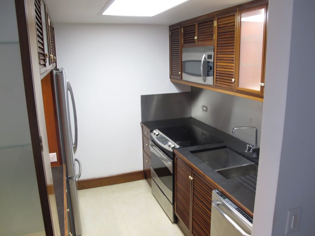 Waterfront Luxurious Condo + Boat Dock, Simpson Bay, Real Estate SXM