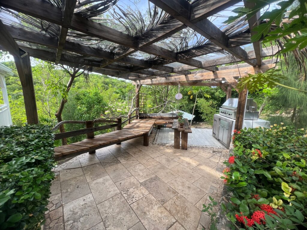 Real Estate Terres Basses St Martin, 4BR 4Baths Home – 10 minutes walk to  Plum Bay Beach