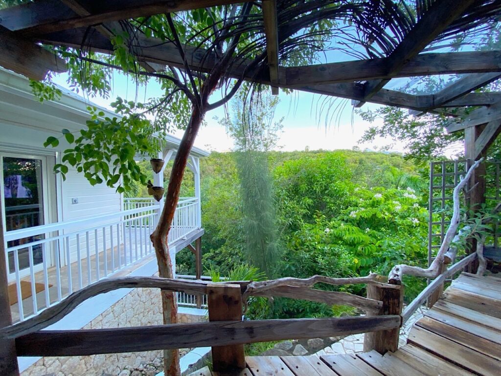 Real Estate Terres Basses St Martin, 4BR 4Baths Home – 10 minutes walk to  Plum Bay Beach