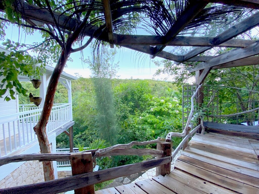Real Estate Terres Basses St Martin, 4BR 4Baths Home – 10 minutes walk to  Plum Bay Beach
