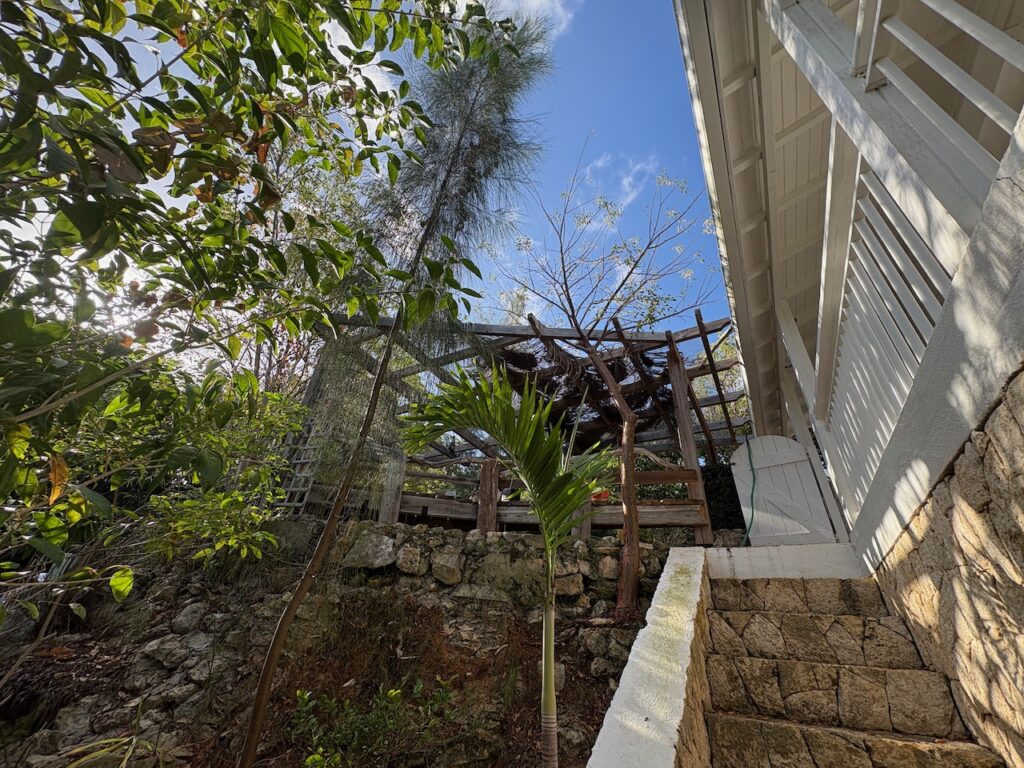 Real Estate Terres Basses St Martin, 4BR 4Baths Home – 10 minutes walk to  Plum Bay Beach