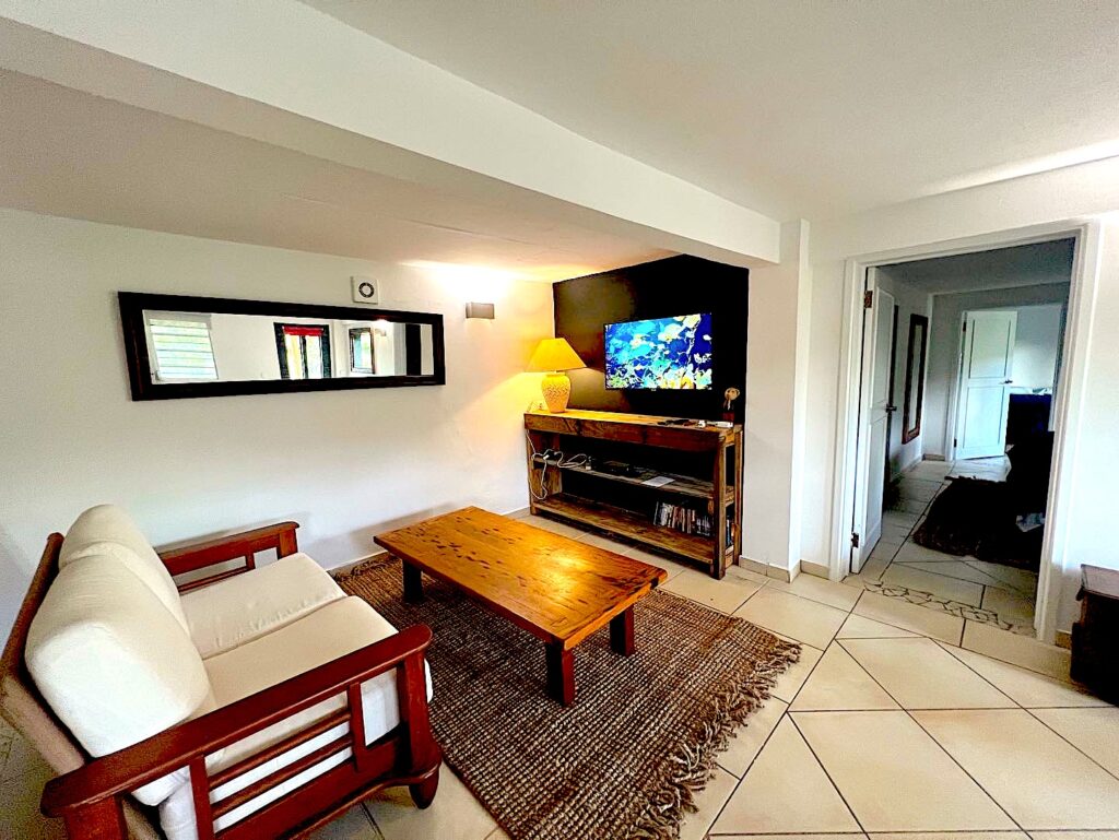 Real Estate Terres Basses St Martin, 4BR 4Baths Home – 10 minutes walk to  Plum Bay Beach