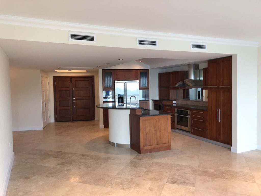 Luxury Waterfront 3BR Condo, The Lighthouse Oyster Pond, Real Estate St. Maarten SXM