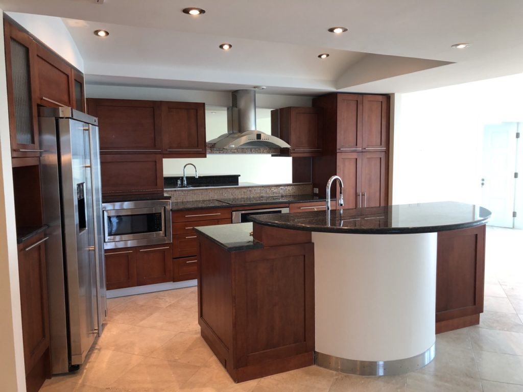 Luxury Waterfront 3BR Condo, The Lighthouse Oyster Pond, Real Estate St. Maarten SXM