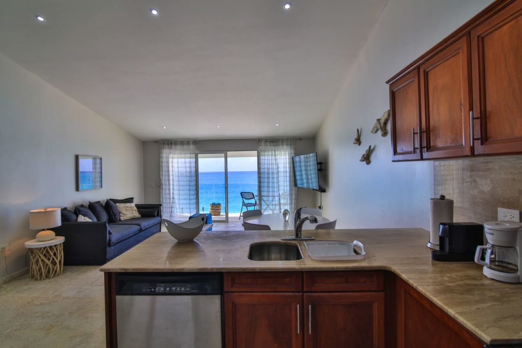 Atlantis Beachfront Condo, Real Estate For Rent, Simpson Bay, ST. Maarten