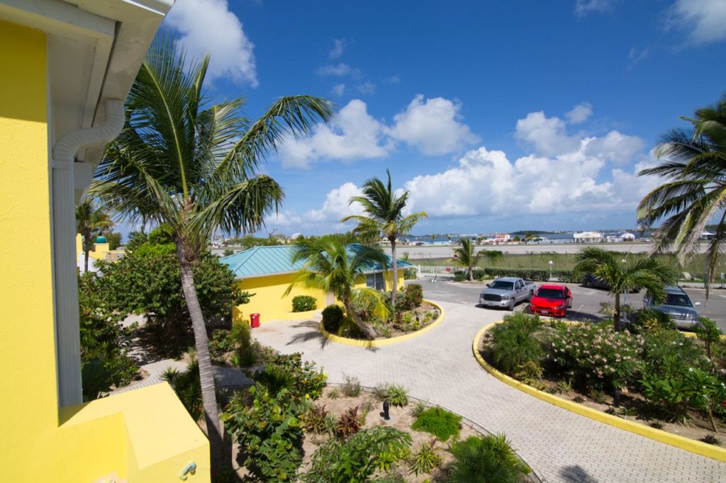 Atlantis Beachfront Condo, Real Estate For Rent, Simpson Bay, ST. Maarten