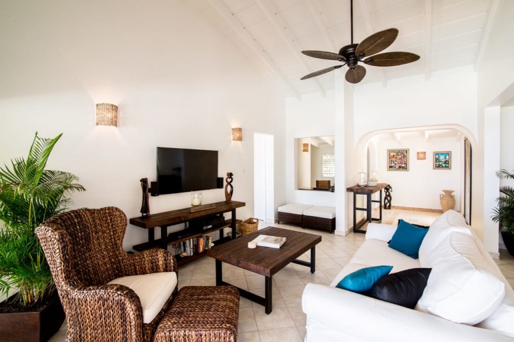 Luxurious Villa Vacation Rental, Bisou de Soleil, Pelican Key, Real Estate St. Maarten