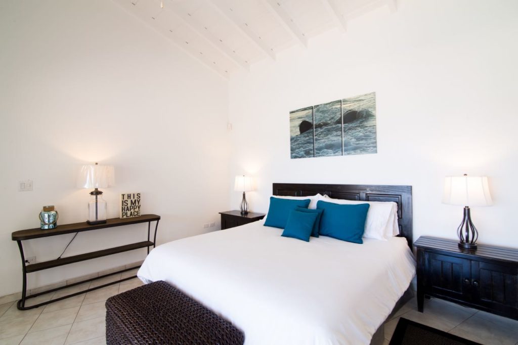 Luxurious Villa Vacation Rental, Bisou de Soleil, Pelican Key, Real Estate St. Maarten