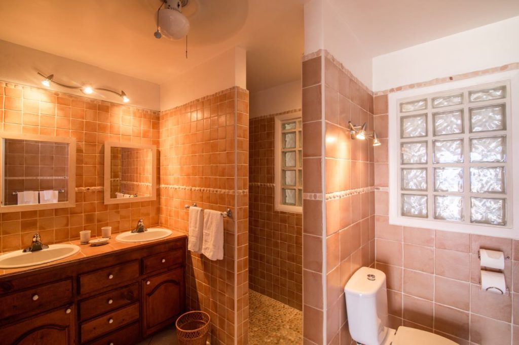 Luxurious Villa Vacation Rental, Bisou de Soleil, Pelican Key, Real Estate St. Maarten