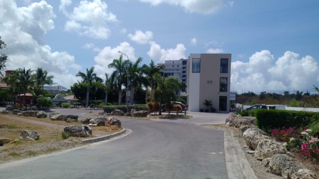 Commercial Building for Sale, Cupecoy, Real Estate St. Maarten SXM