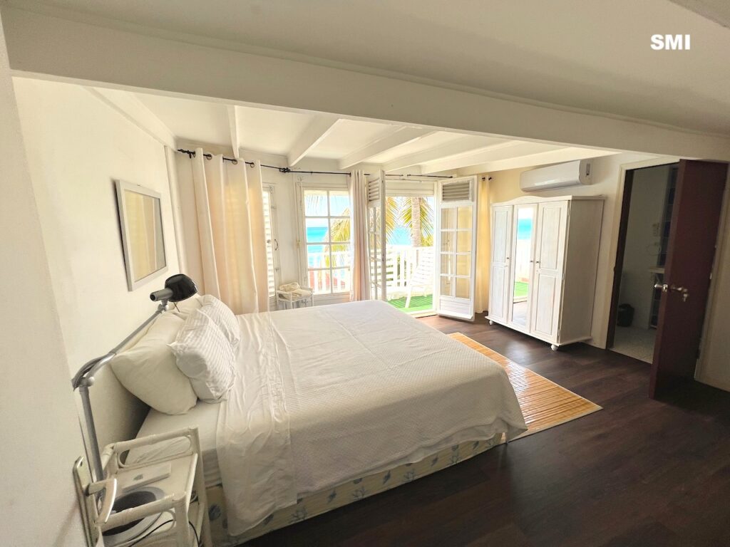 Beachfront Duplex, Pelican Key, SMI Realtors