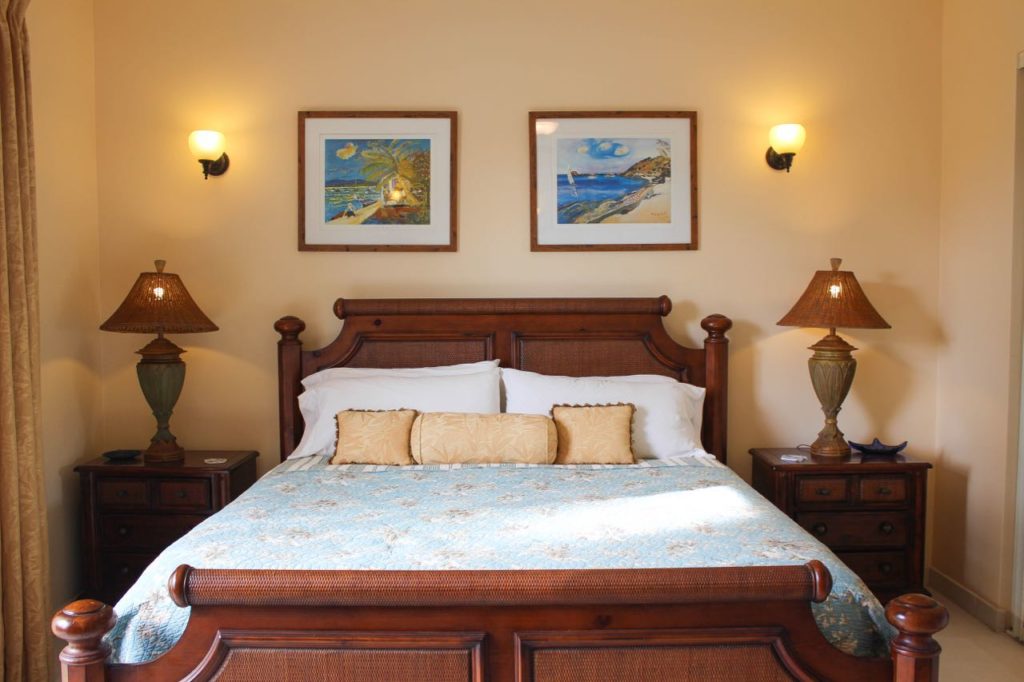 Unforgettable Condo Vacation Rental, Simpson Bay Beach, Real Estate St. Maarten