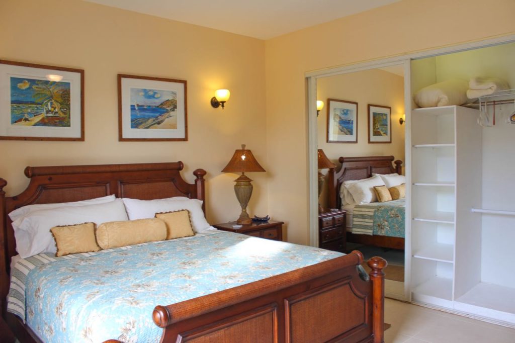 Unforgettable Condo Vacation Rental, Simpson Bay Beach, Real Estate St. Maarten