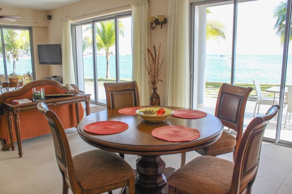 Unforgettable Condo Vacation Rental, Simpson Bay Beach, Real Estate St. Maarten