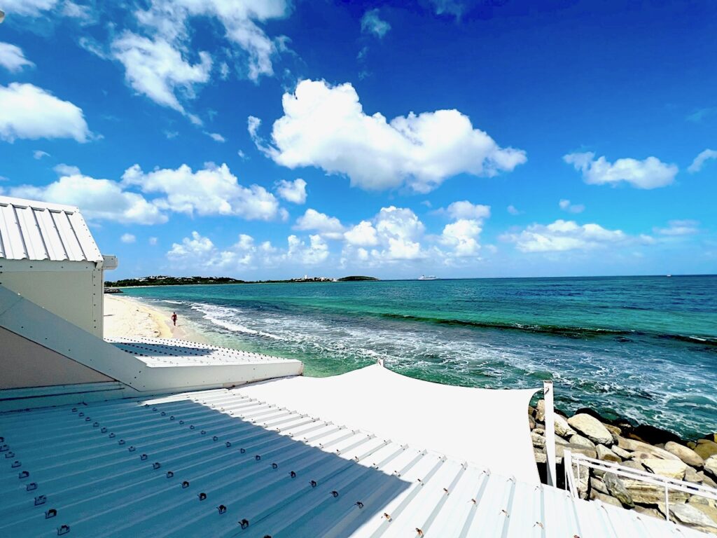 Beachfront Loft, Nettle Bay, St. Martin, SXM