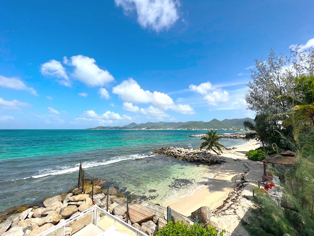 Beachfront Loft, Nettle Bay, St. Martin, SXM