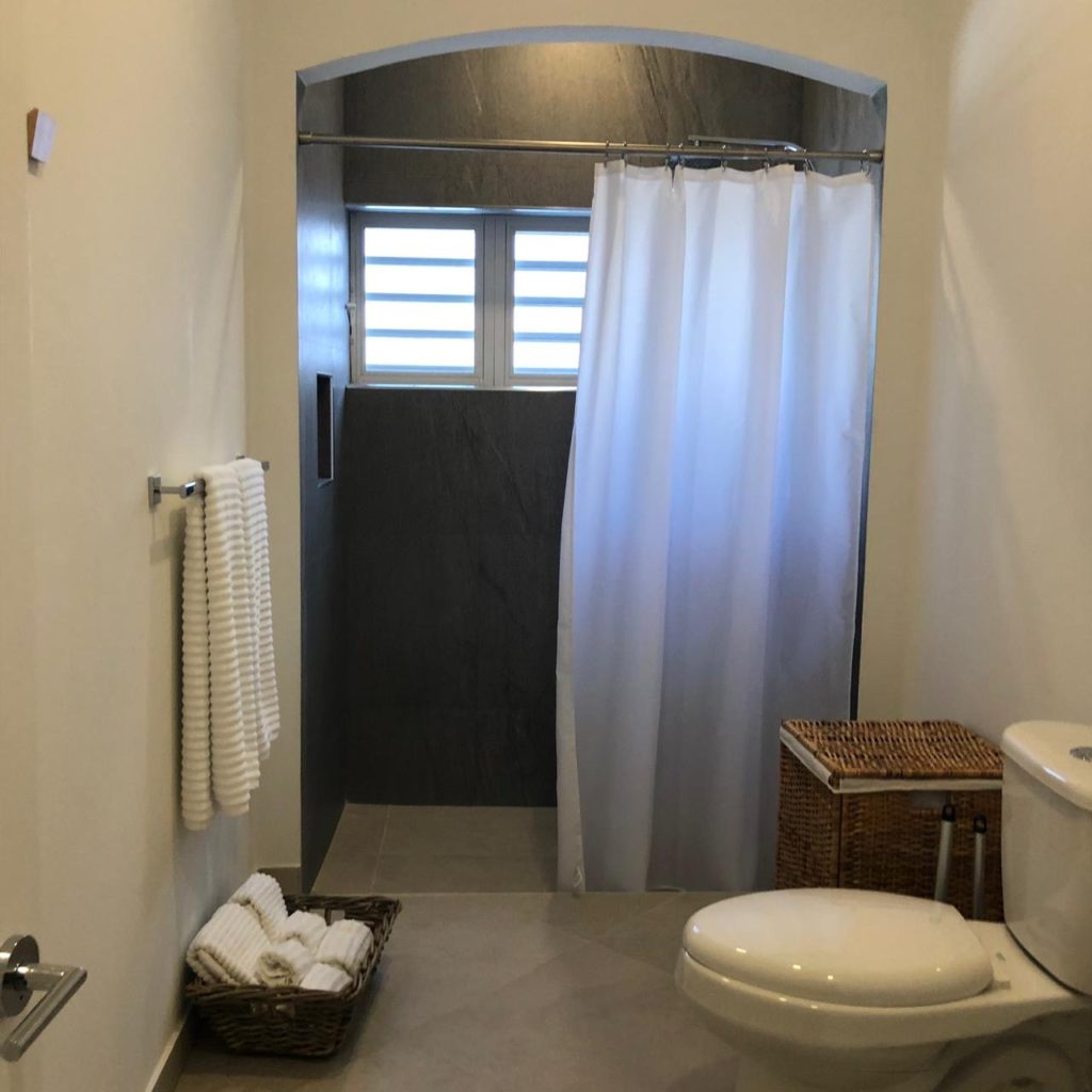 Weekly Rental Faja Lobie, Vacation Rental, Beacon Hill, Real Estate St. Maarten
