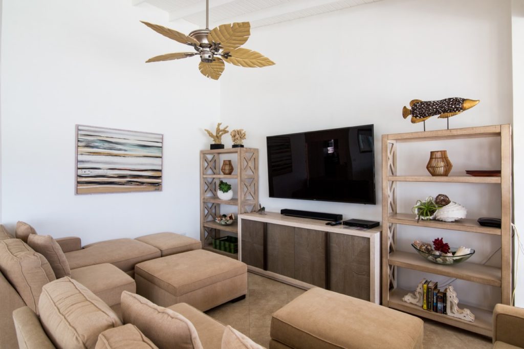 Vacation Rental Villa Seachest, Cote d’Azur Marina, Cupecoy, St. Maarten SXM