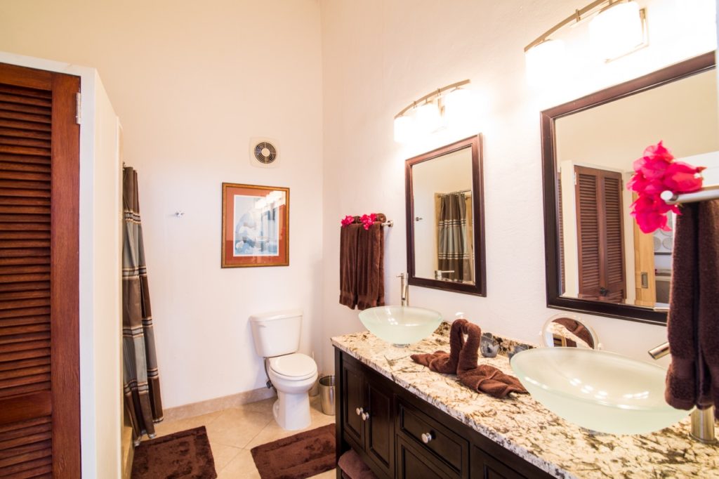 Vacation Rental Villa Seachest, Cote d’Azur Marina, Cupecoy, St. Maarten SXM