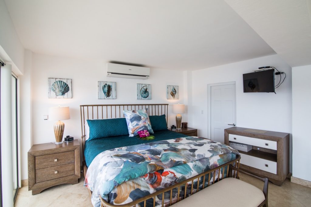Vacation Rental Villa Seachest, Cote d’Azur Marina, Cupecoy, St. Maarten SXM