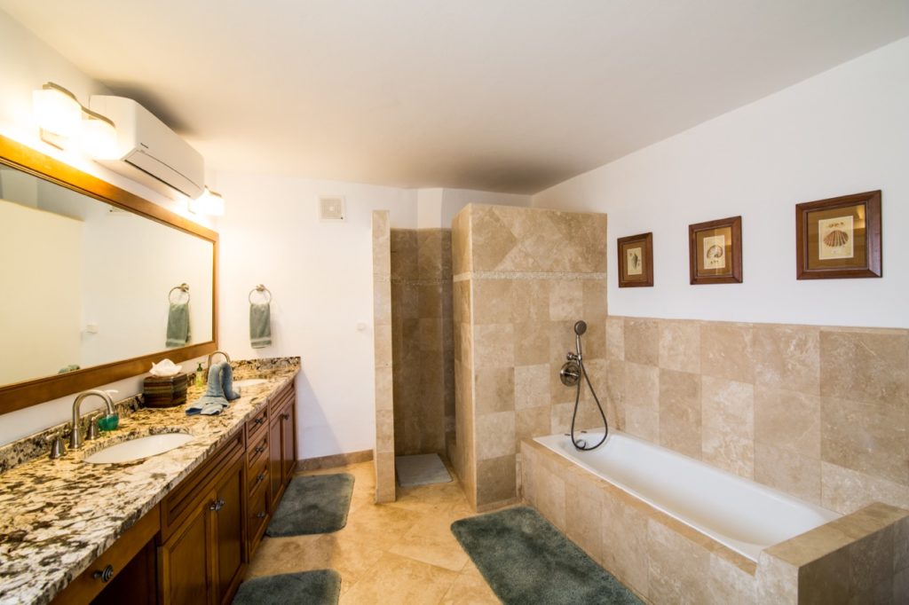Vacation Rental Villa Seachest, Cote d’Azur Marina, Cupecoy, St. Maarten SXM