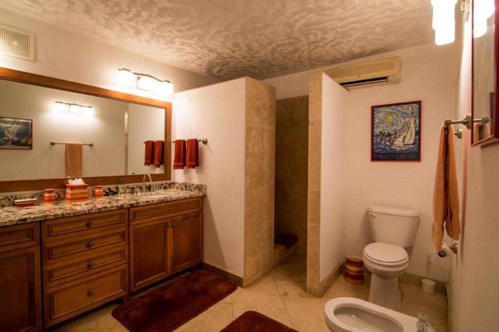 Vacation Rental Villa Seachest, Cote d’Azur Marina, Cupecoy, St. Maarten SXM