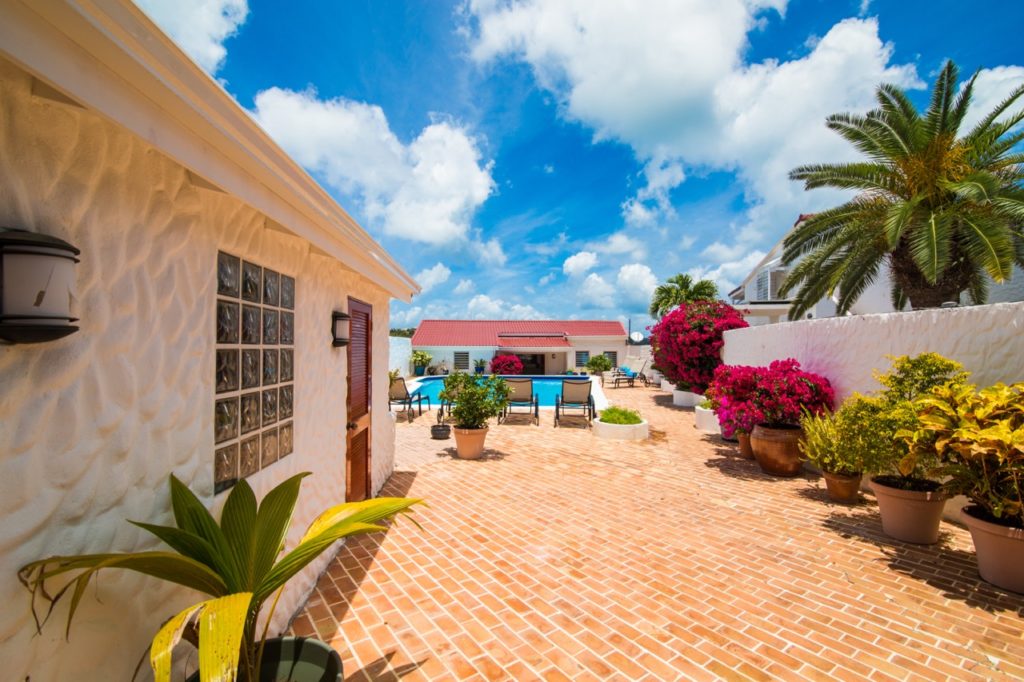Vacation Rental Villa Seachest, Cote d’Azur Marina, Cupecoy, St. Maarten SXM