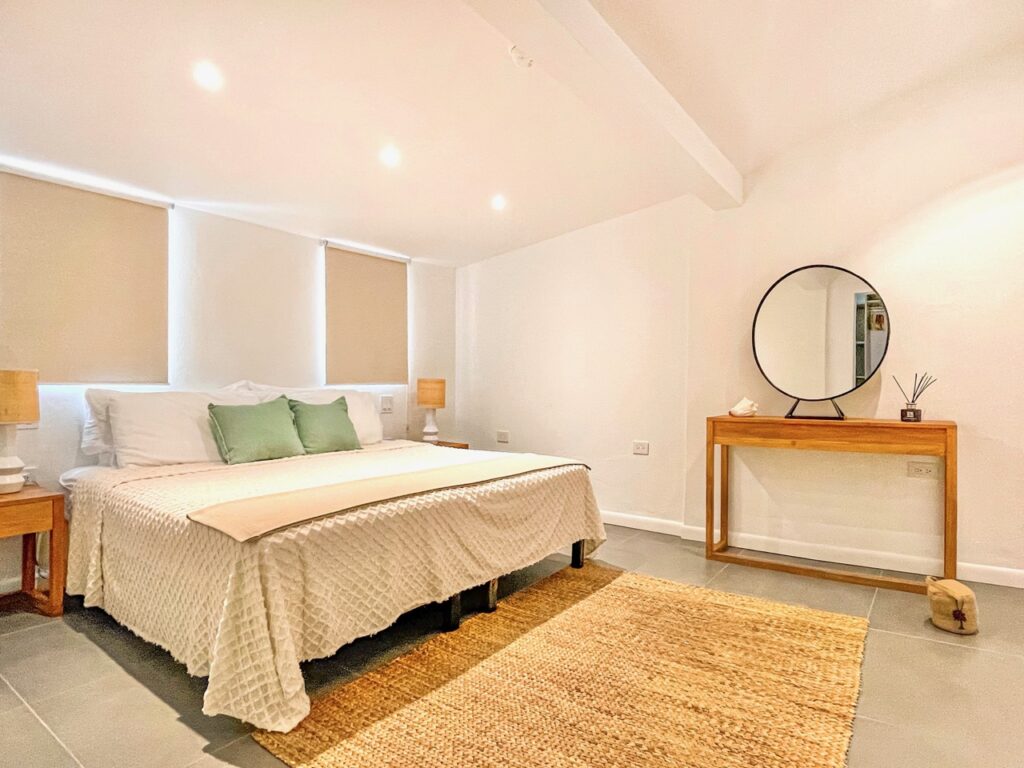 Villa Bonjour Waterfront Vacation Rental, Beacon Hill, St. Maarten, SXM