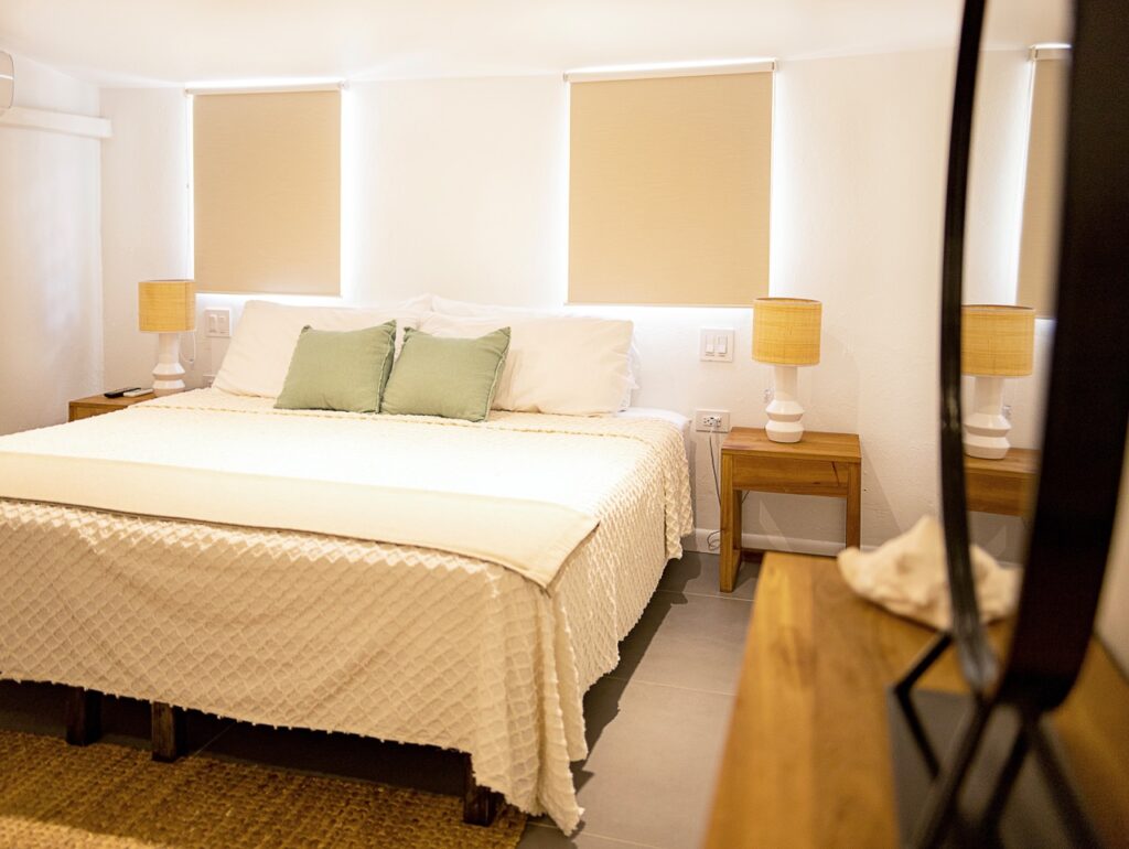 Villa Bonjour Waterfront Vacation Rental, Beacon Hill, St. Maarten, SXM