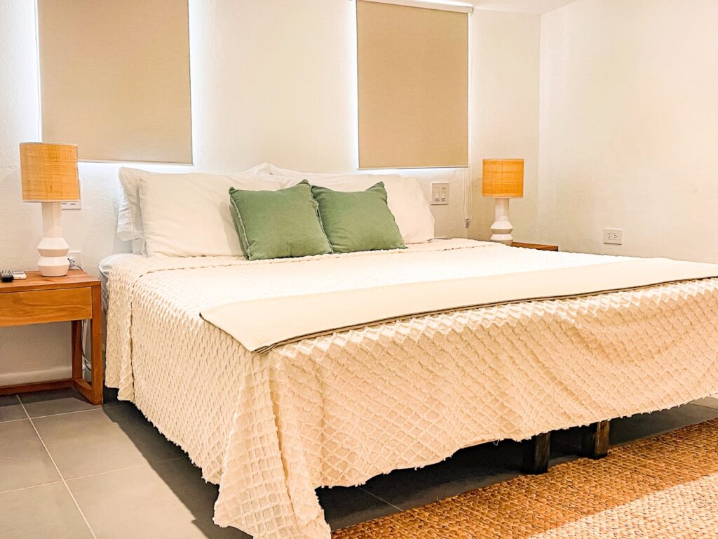Villa Bonjour Waterfront Vacation Rental, Beacon Hill, St. Maarten, SXM