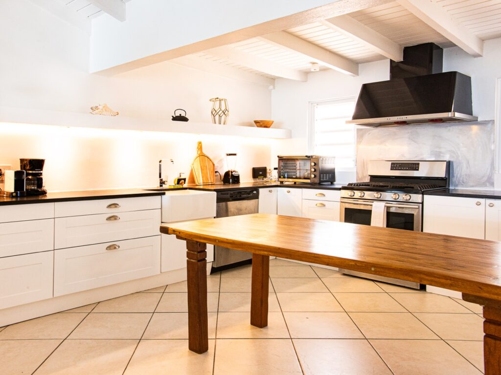 Villa Bonjour Waterfront Vacation Rental, Beacon Hill, St. Maarten, SXM
