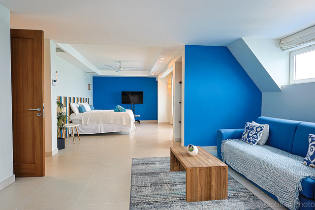 Beachfront Penthouse, 3Br, 3Bths, Deluxe Real Estate SXM