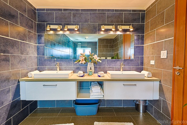 Beachfront Penthouse, 3Br, 3Bths, Deluxe Real Estate SXM