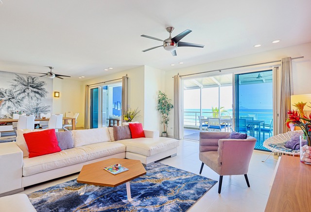 Beachfront Penthouse, 3Br, 3Bths, Deluxe Real Estate SXM