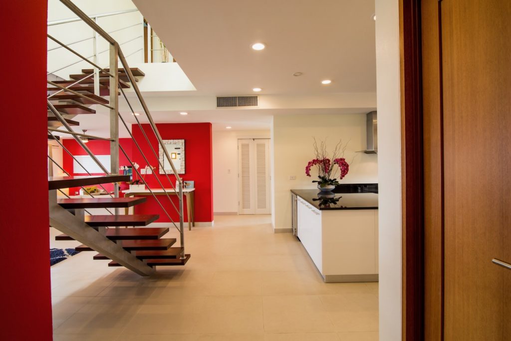 Beachfront Penthouse, 3Br, 3Bths, Deluxe Real Estate SXM