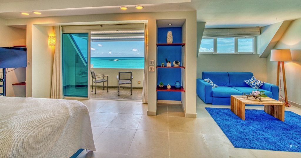 Beachfront Penthouse, 3Br, 3Bths, Deluxe Real Estate SXM
